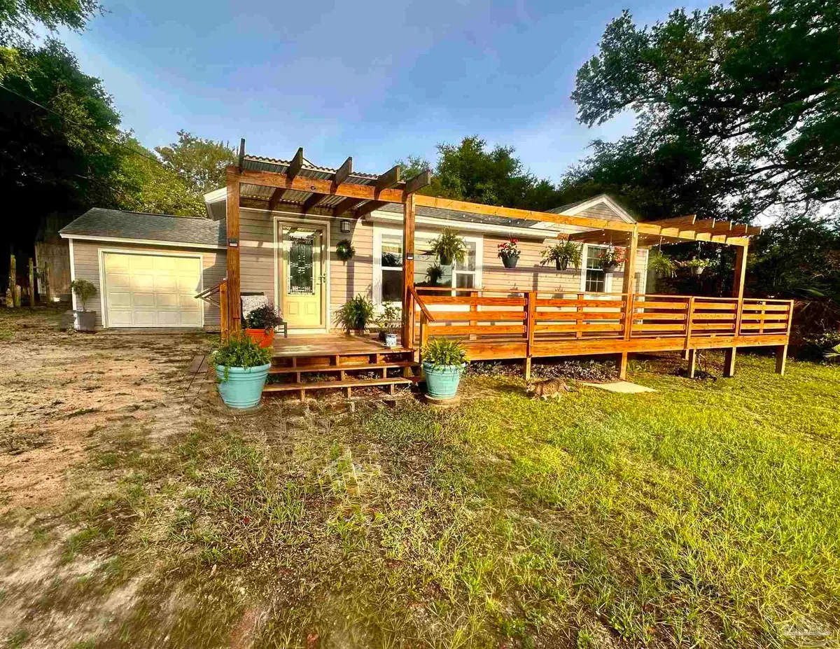 503 Mandalay Dr, Pensacola, FL 32507 - #1