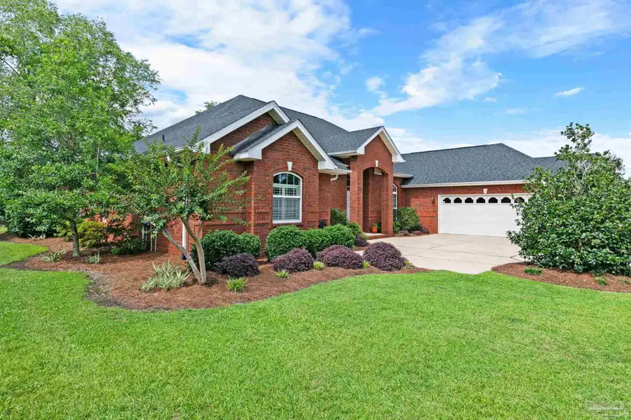 5738 Dunbar Cir, Milton, FL 32583 - #2