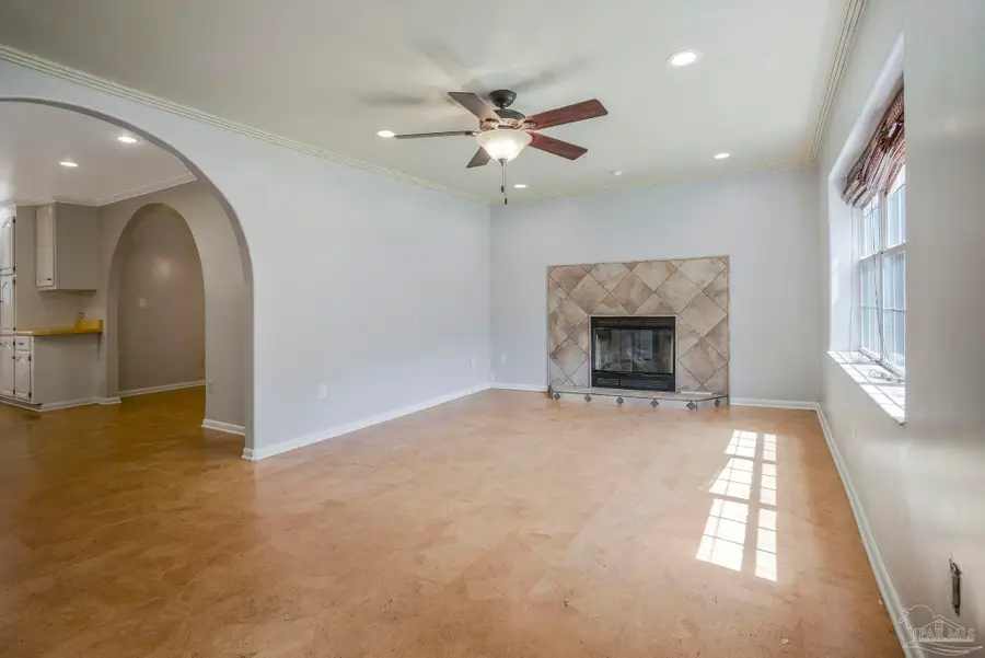 4533 Bancroft Dr, Pensacola, FL 32506 - #2