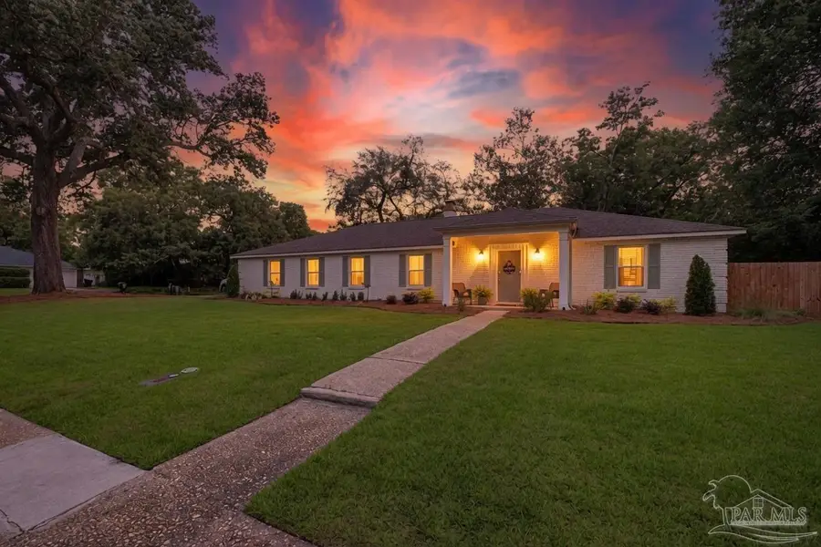 4616 Baywoods Dr, Pensacola, FL 32504 - #2