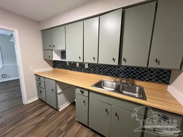 45 W Carver Dr, Pensacola, FL 32507 - #3