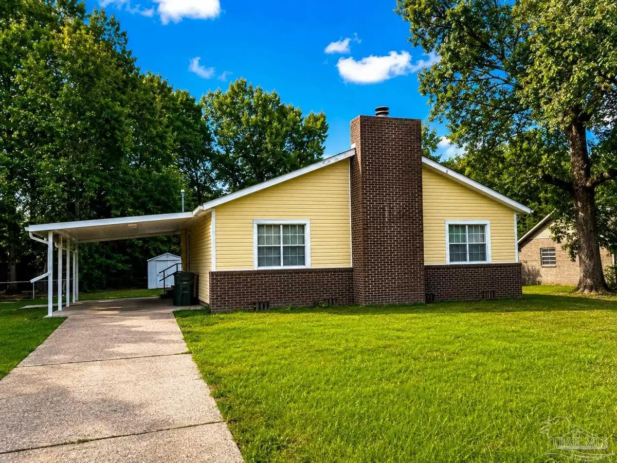 3030 Muldoon Rd, Pensacola, FL 32526 - #1