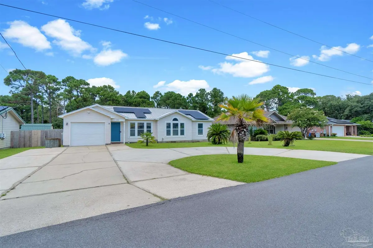 3216 Cornell Dr, Gulf Breeze, FL 32563 - #1