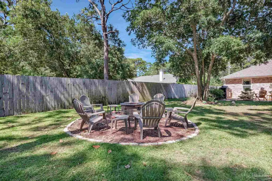 1909 Jamaica Dr, Navarre, FL 32566 - #2