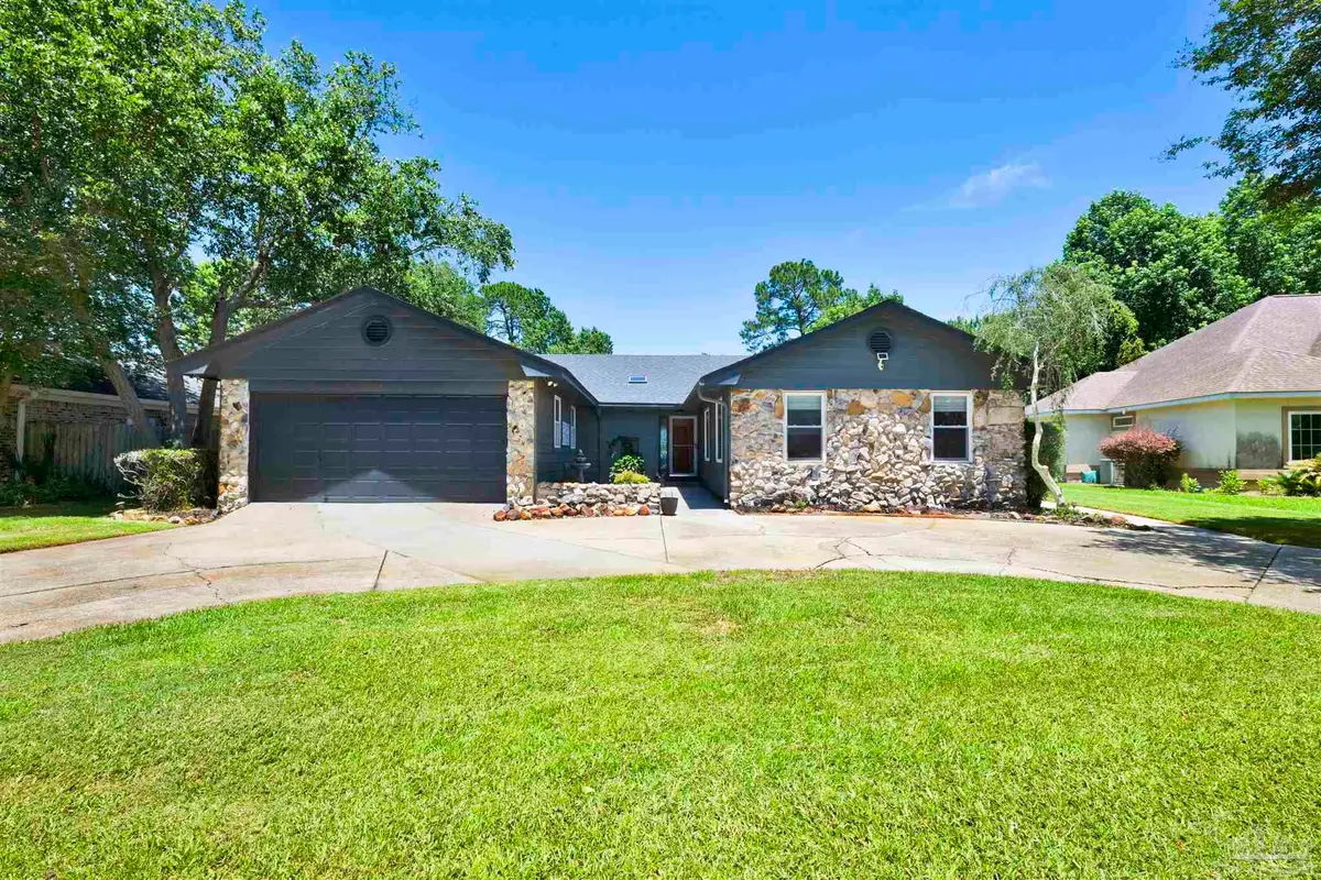 25 Arapaho Dr, Pensacola, FL 32507 - #1