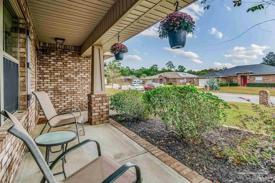 5258 Dalton Cir, Milton, FL 32570 - #2