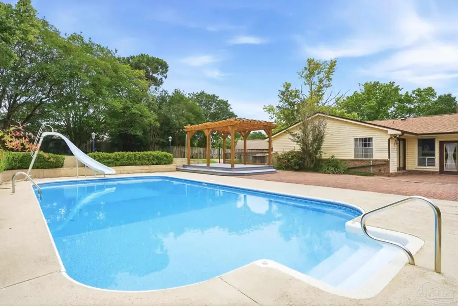 702 Southern Ct, Gulf Breeze, FL 32561 - #2