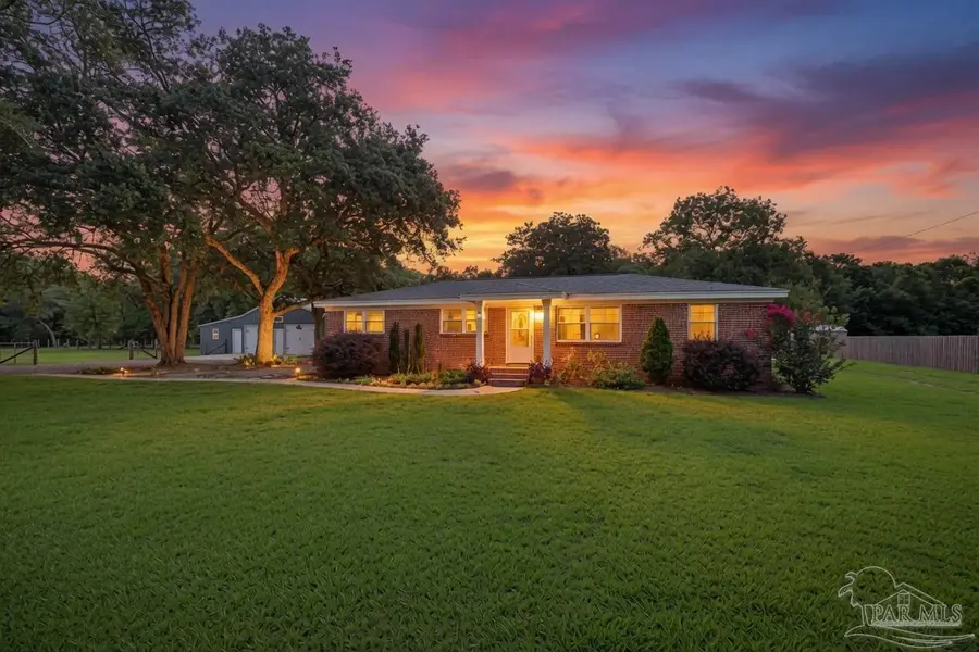 1850 Garcon Point Rd, Milton, FL 32583 - #2