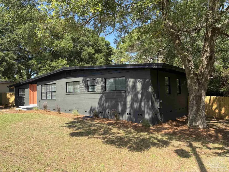 530 Springdale Cir, Pensacola, FL 32503 - #2