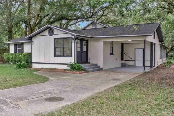 6106 Chicago Ave, Pensacola, FL 32526