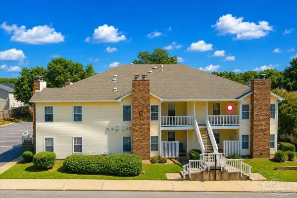 501 E Burgess Rd #C8, Pensacola, FL 32504