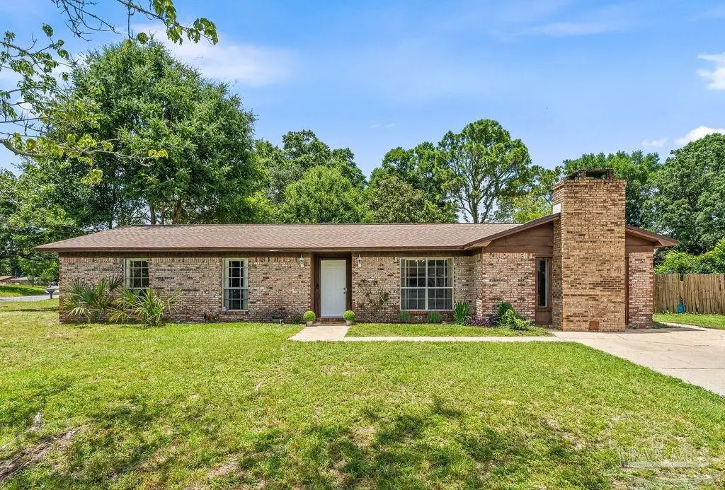 4770 Yacht Harbour Dr, Pensacola, FL 32514 - #1
