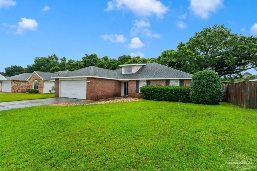 1039 Brownfield Rd, Pensacola, FL 32526 - #2