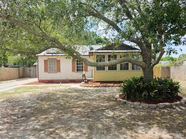 209 NW Gilliland Rd, Pensacola, FL 32507