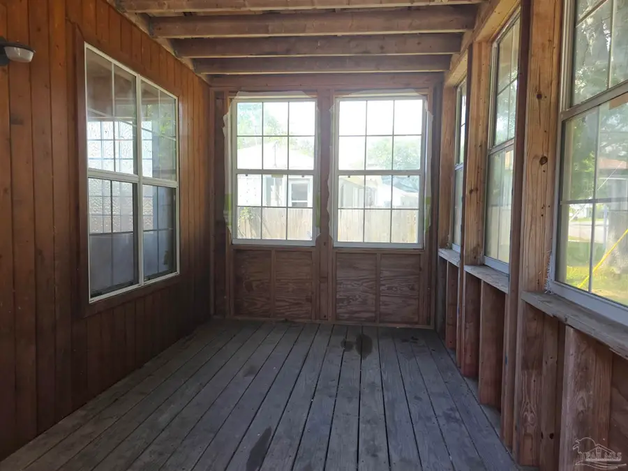 209 NW Gilliland Rd, Pensacola, FL 32507 - #2