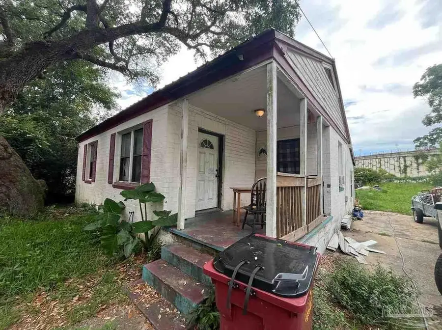7174 Admiral Halsey Ct, Milton, FL 32583 - #2