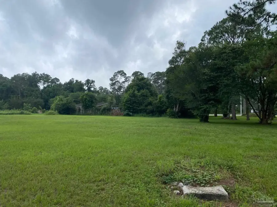 3000 Burns Ave, Pensacola, FL 32507 - #3