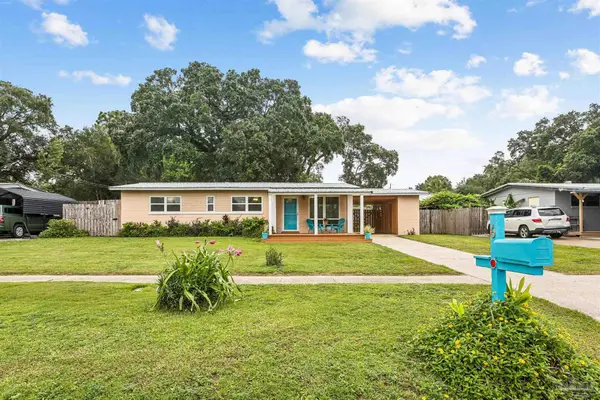 6 Gamwell Rd, Pensacola, FL 32506