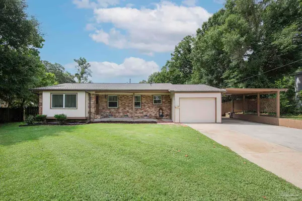 2045 Semur Rd, Pensacola, FL 32503