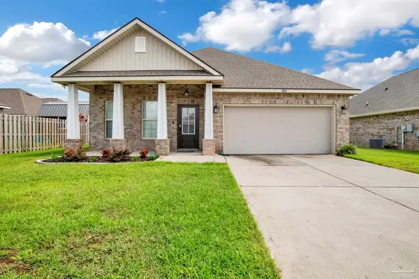 1061 Chloe St, Foley, AL 36535