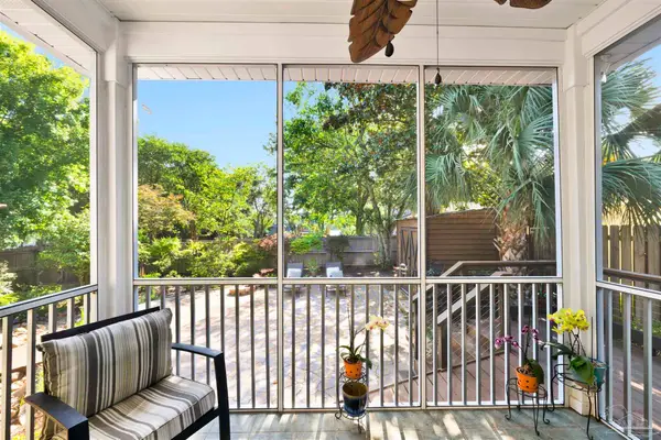 920 N 19th Ave, Pensacola, FL 32503