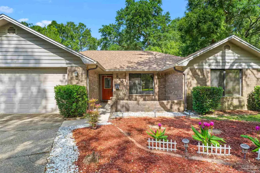 550 Hummingbird Dr, Pensacola, FL 32514 - #2