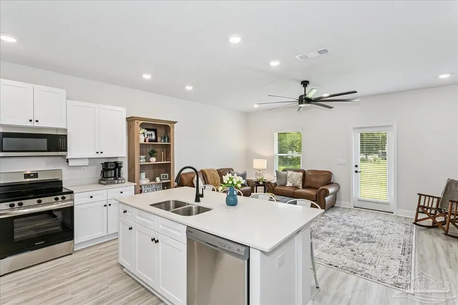 3981 Pendragon Cir, Milton, FL 32583 - #2