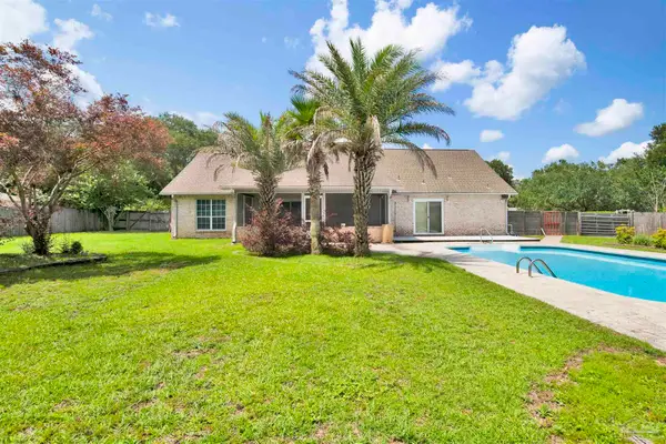 4449 Dandy Dr, Pace, FL 32571