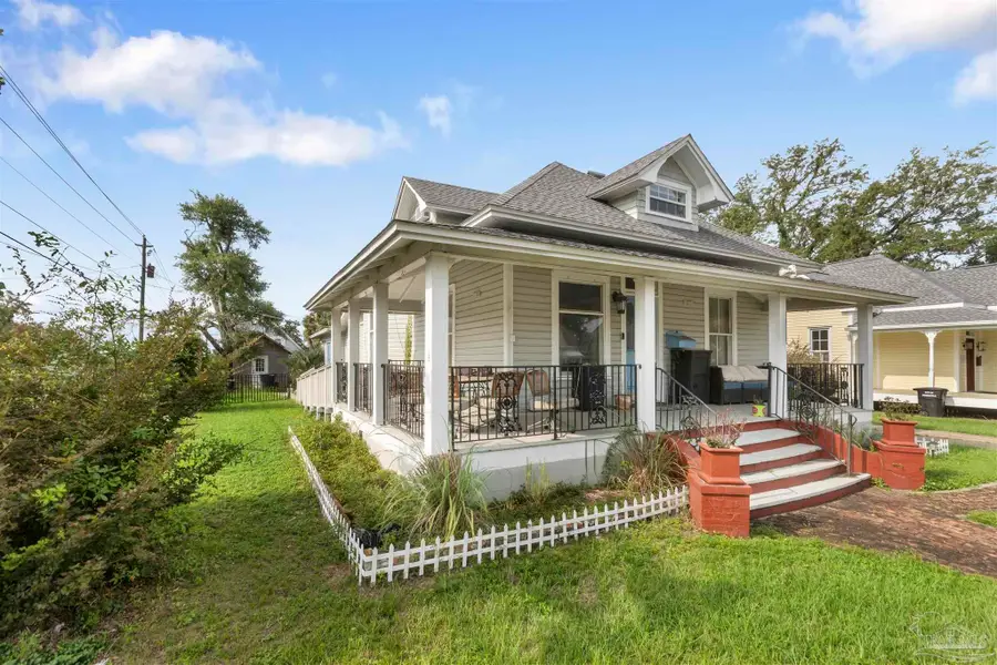 823 E Jackson St, Pensacola, FL 32501 - #3