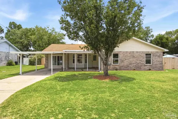 6466 Greenwell St, Pensacola, FL 32526