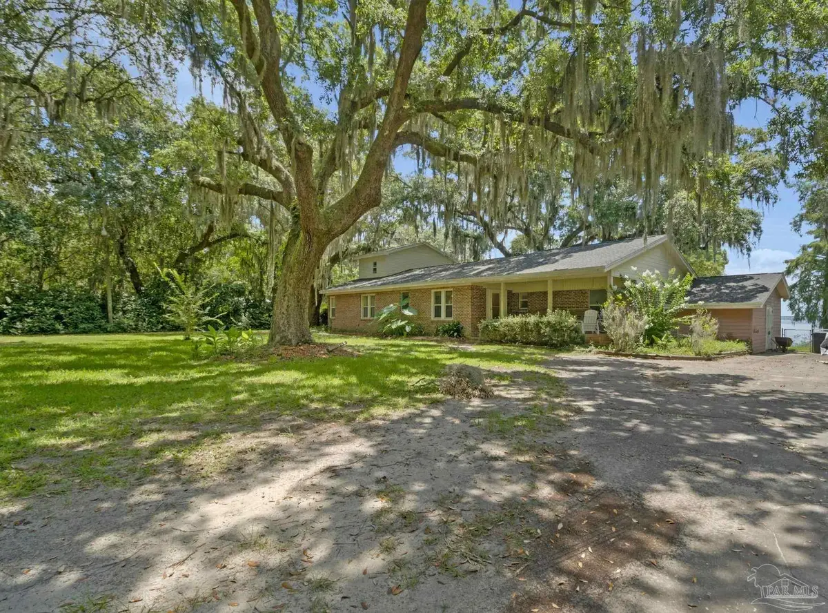 7079 Oak St, Milton, FL 32583 - #1