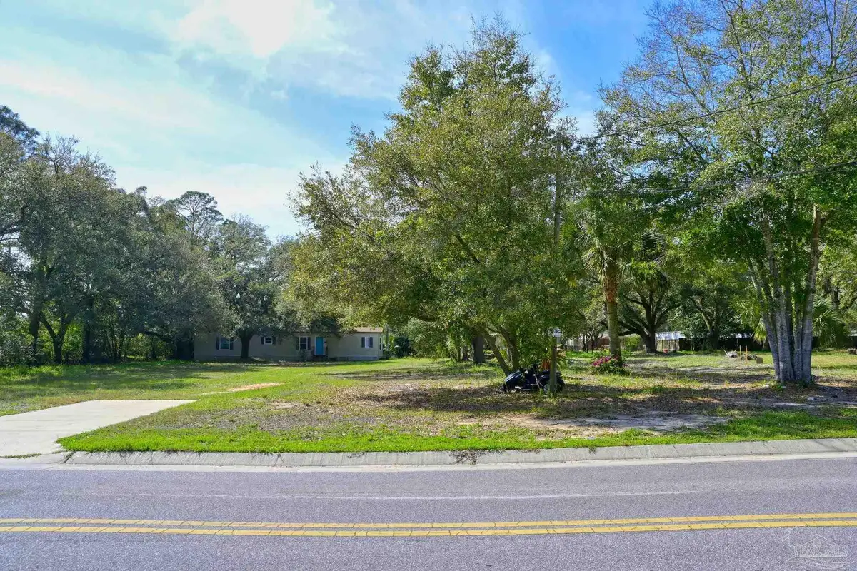 715 Decatur Ave, Pensacola, FL 32507 - #1