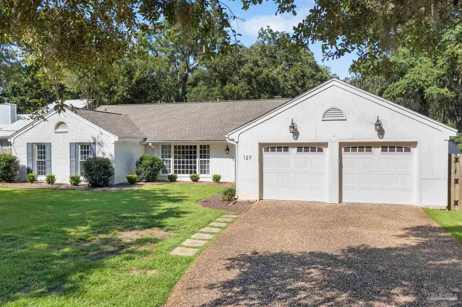 127 Highpoint Dr, Gulf Breeze, FL 32561 - #2