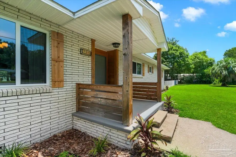 7310 W Jackson St, Pensacola, FL 32506 - #3