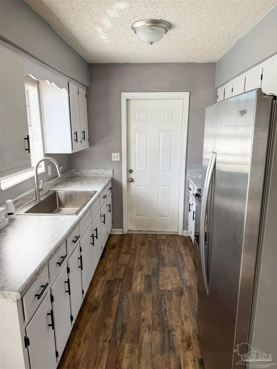 6255 Memphis Ave, Pensacola, FL 32526 - #3