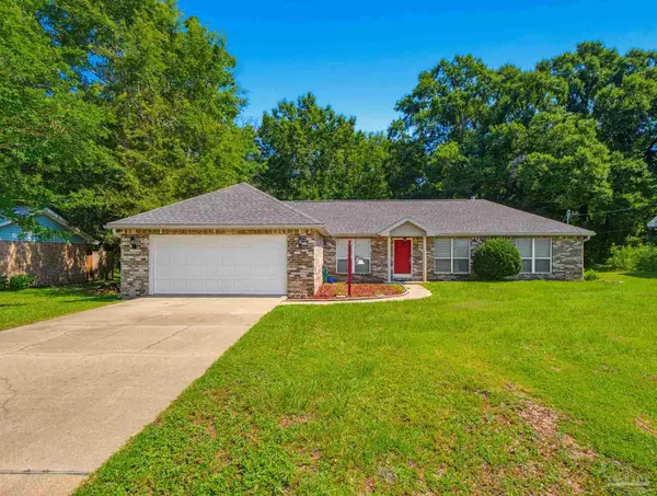 3740 Cornerbrook Dr, Pace, FL 32570