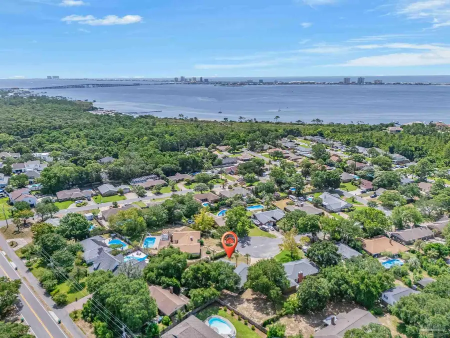 701 Southern Ct, Gulf Breeze, FL 32561 - #3