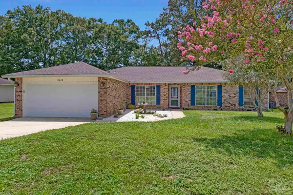 2040 Winners Cir, Cantonment, FL 32533