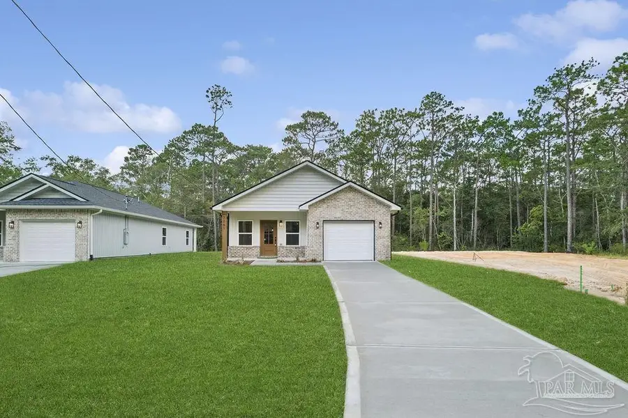 3261 Glade Dr, Milton, FL 32570 - #2