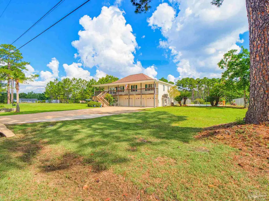 8110 Virginia Ln, Milton, FL 32583 - #2