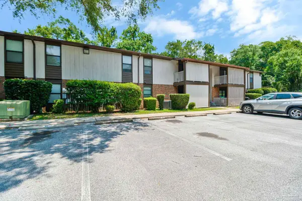8370 Carl Dean St #112, Pensacola, FL 32514