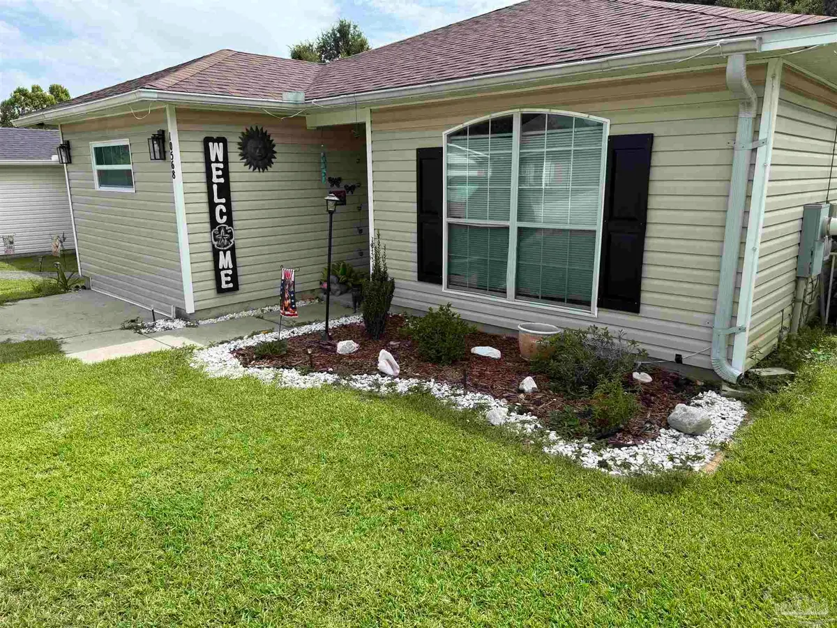 10568 Wilderness Ln, Pensacola, FL 32534 - #1
