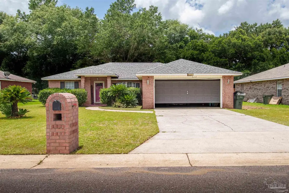 8257 Groveland Ave, Pensacola, FL 32534 - #1