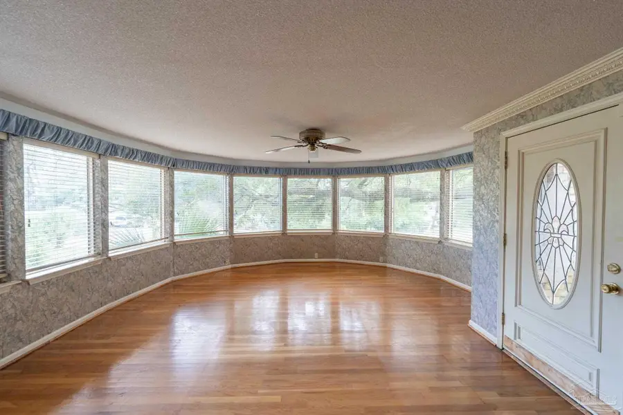 2570 Bayou Blvd, Pensacola, FL 32503 - #3