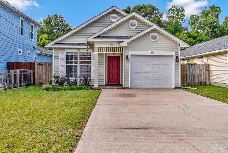 1010 E Scott St, Pensacola, FL 32503 - #2
