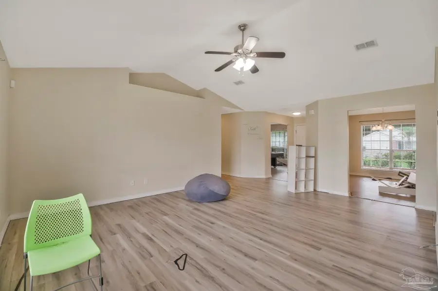 5267 Hawks Nest Dr, Milton, FL 32570 - #3