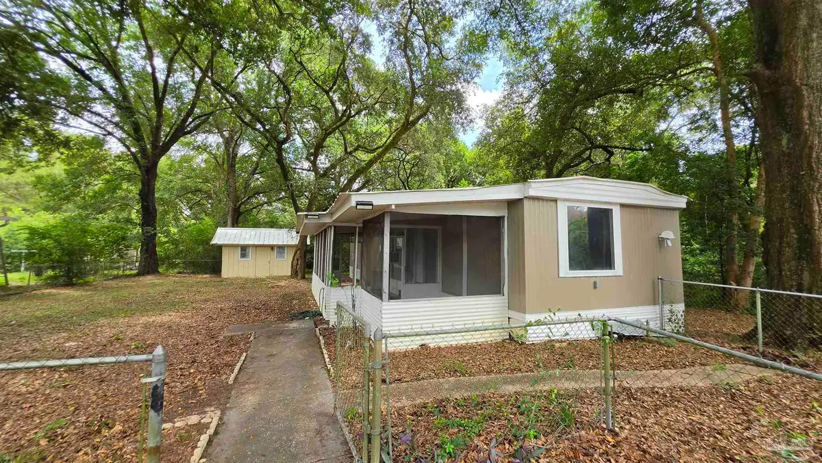 7840 Patterson St, Pensacola, FL 32526 - #1