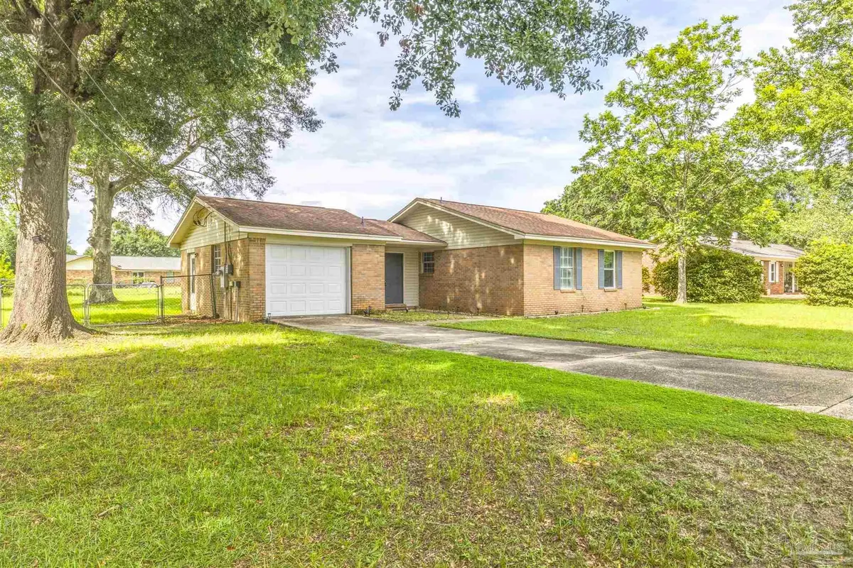 4886 Andrea Ln, Pace, FL 32571 - #1