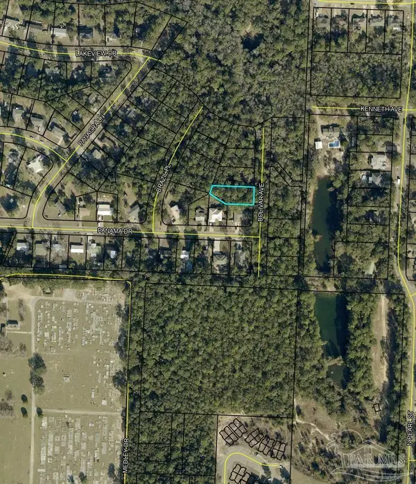 708 Bolivar Ave, Crestview, FL 32539