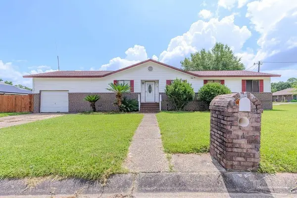 740 Maple Woods Cir, Pensacola, FL 32534